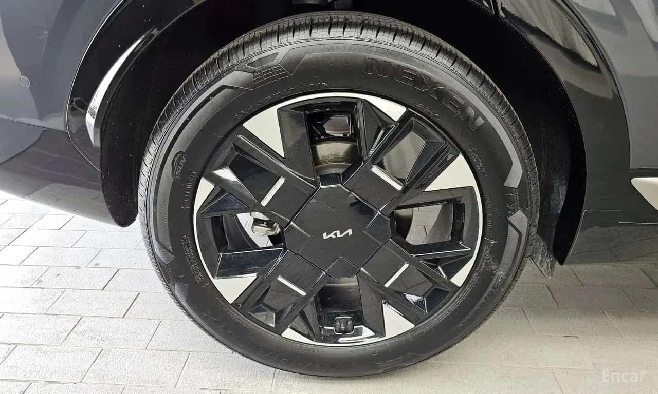 Kia Sportage Gasoline 1.6 Turbo 2WD, снимка 7 - Автомобили и джипове - 56210557