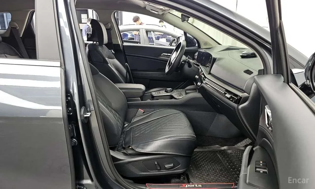 Kia Sportage Gasoline 1.6 Turbo 2WD, снимка 13 - Автомобили и джипове - 56210557