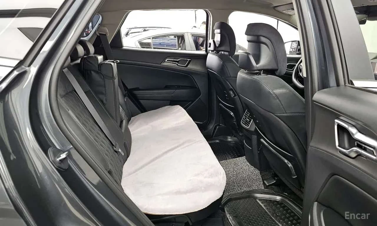 Kia Sportage Gasoline 1.6 Turbo 2WD, снимка 14 - Автомобили и джипове - 56210557