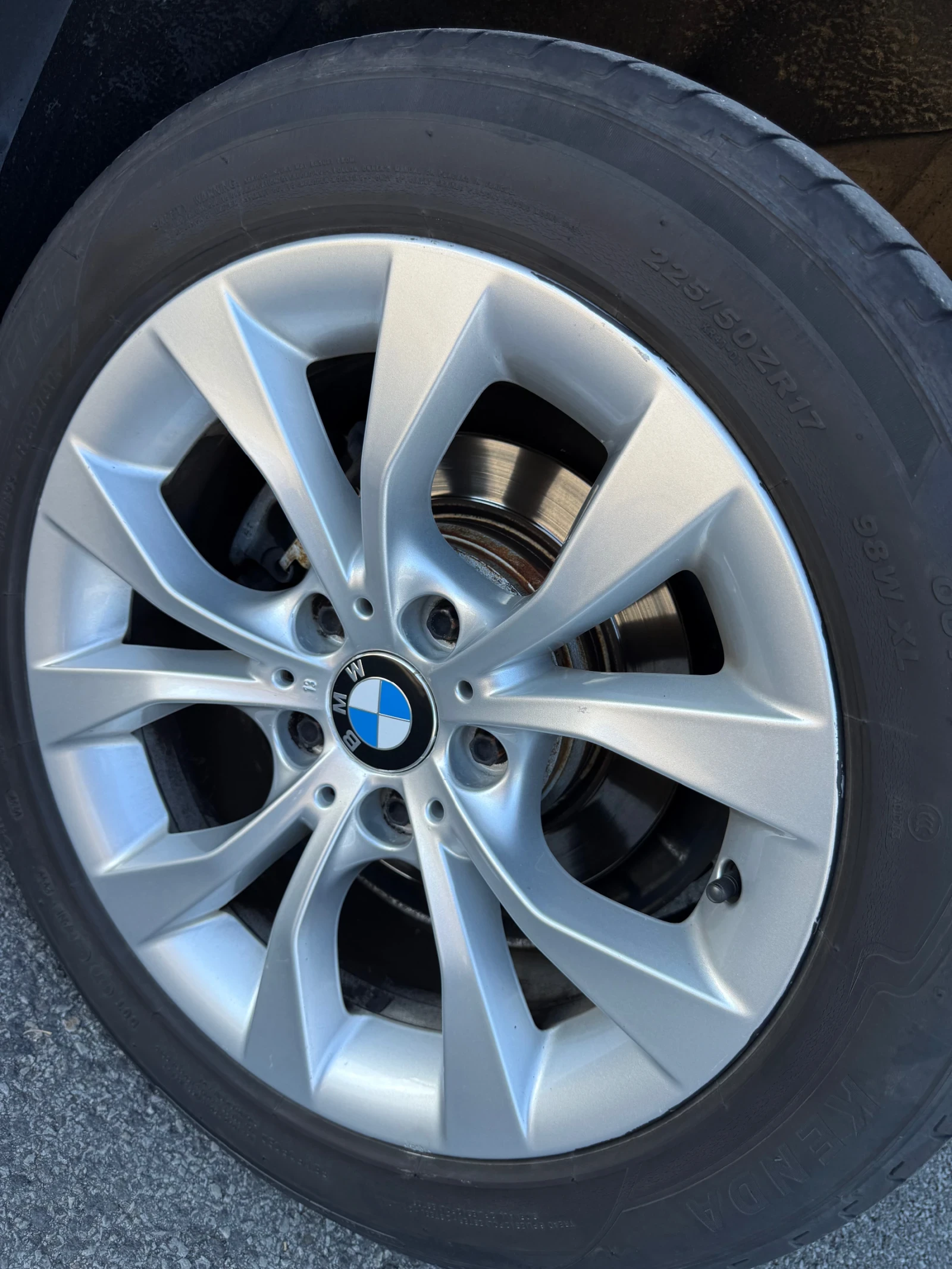 BMW X1, снимка 9 - Автомобили и джипове - 56270236