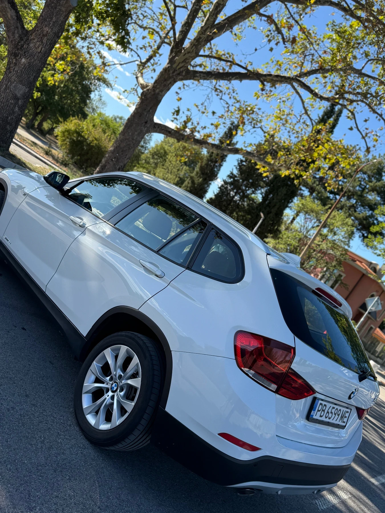 BMW X1, снимка 3 - Автомобили и джипове - 56270236