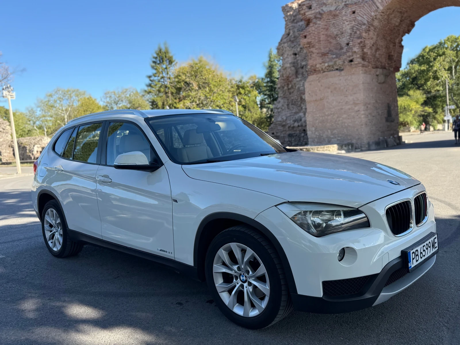 BMW X1, снимка 4 - Автомобили и джипове - 56270236