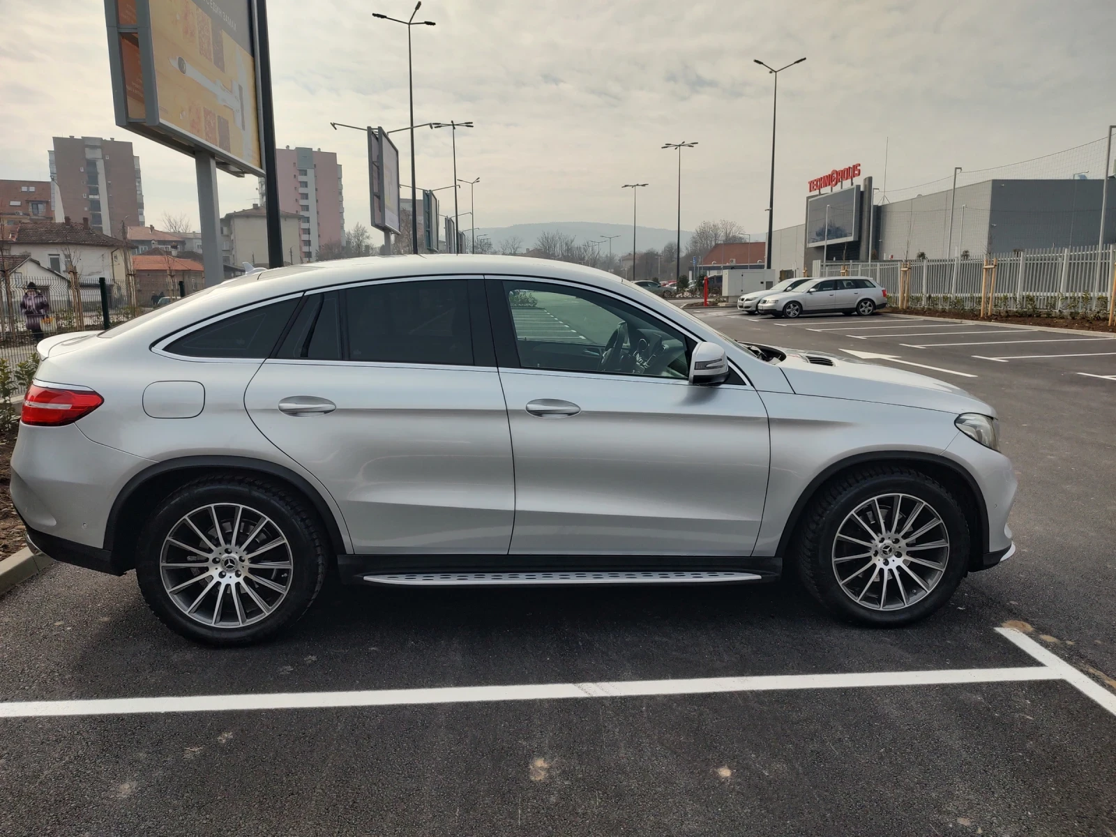 Mercedes-Benz GLE Coupe, снимка 5 - Автомобили и джипове - 56426764