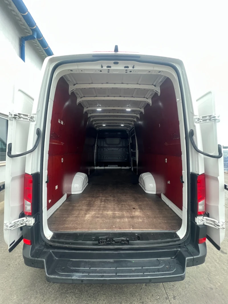 VW Crafter 2021г. / Дълга база XXL / Климатроник, снимка 11 - Бусове и автобуси - 53443411