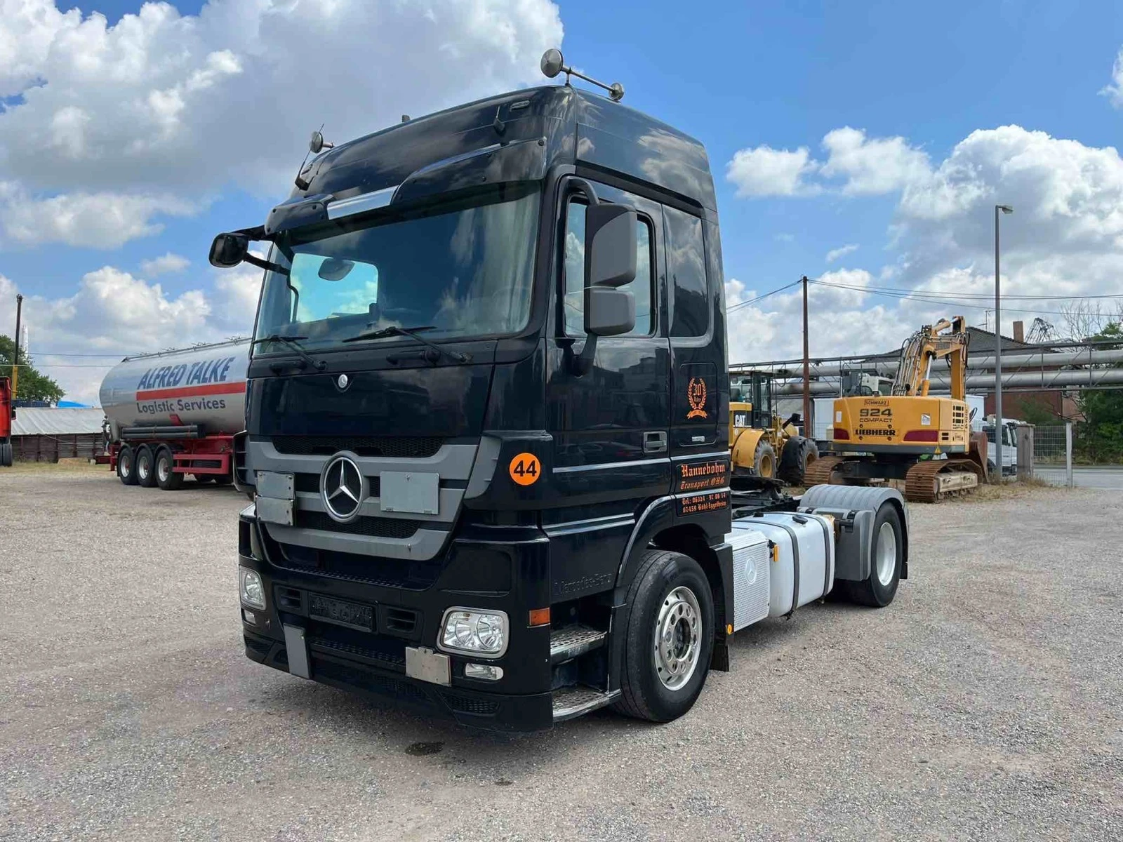 Mercedes-Benz Actros 1844 | Mobile.bg   1