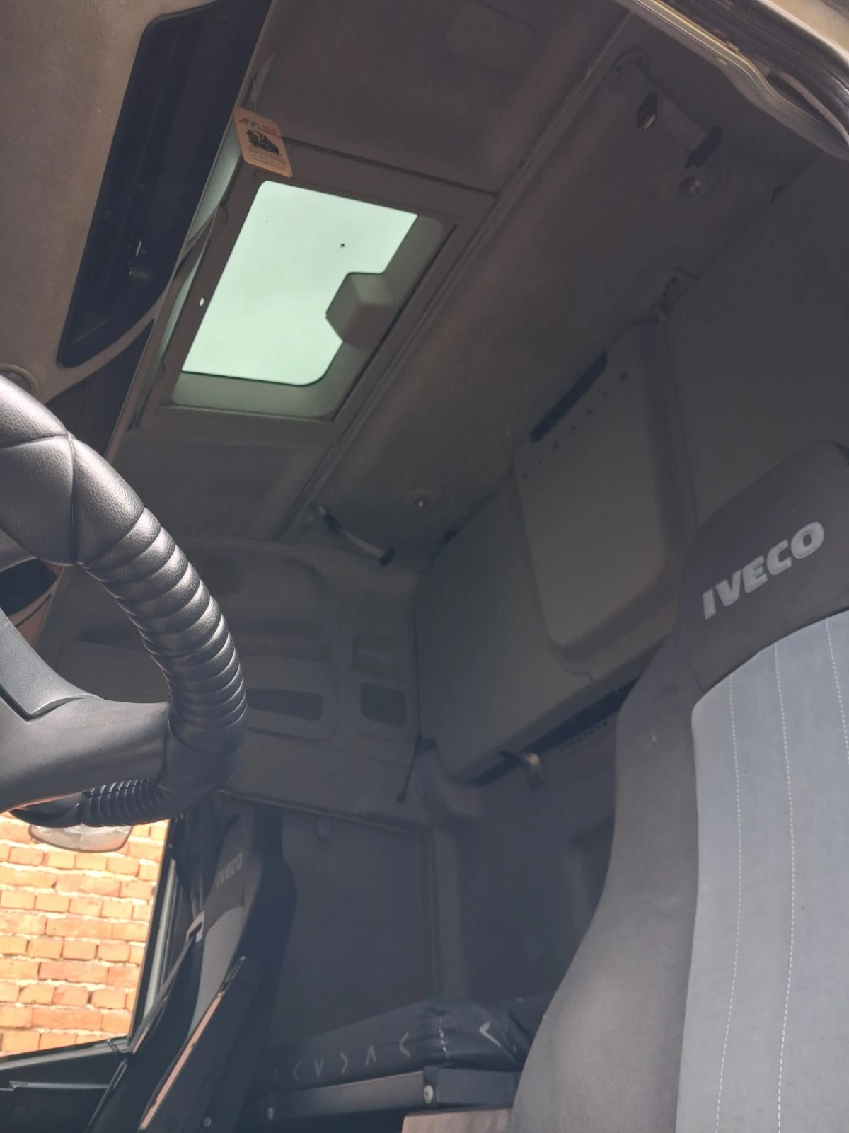 Iveco Stralis, снимка 2 - Камиони - 56321148