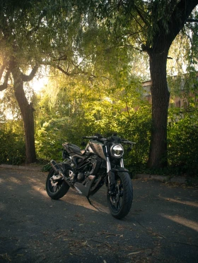 Honda Cb 125r, снимка 1