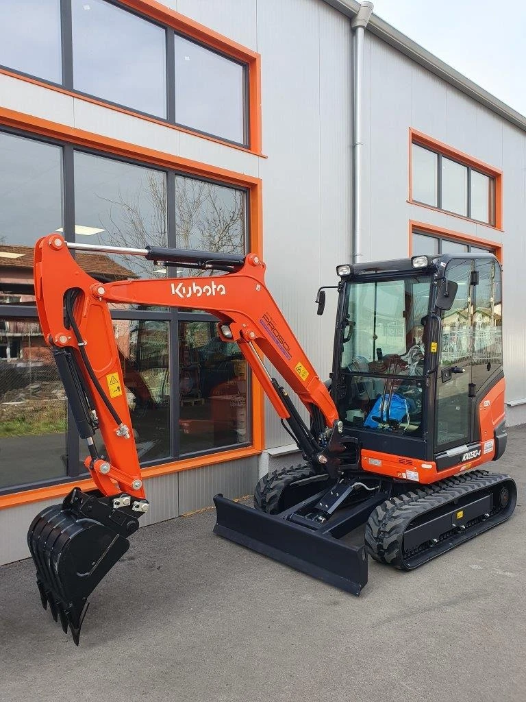 Багер Kubota KX030-4 - изображение 5