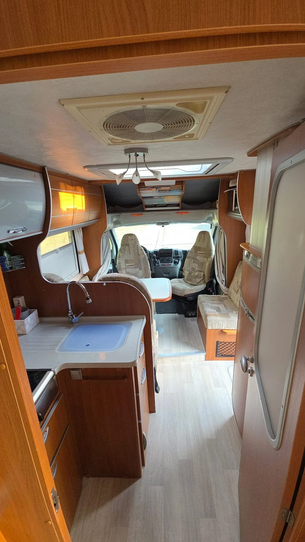 Кемпер Fiat Ducato Mc Louis, снимка 8 - Каравани и кемпери - 54518996