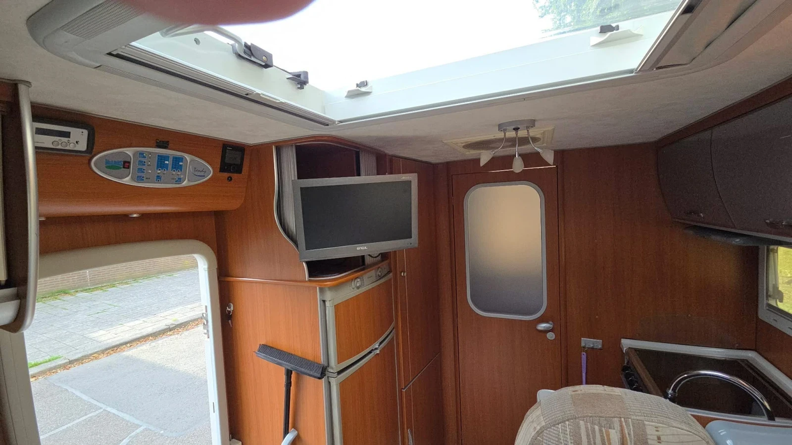 Кемпер Fiat Ducato Mc Louis, снимка 13 - Каравани и кемпери - 54518996
