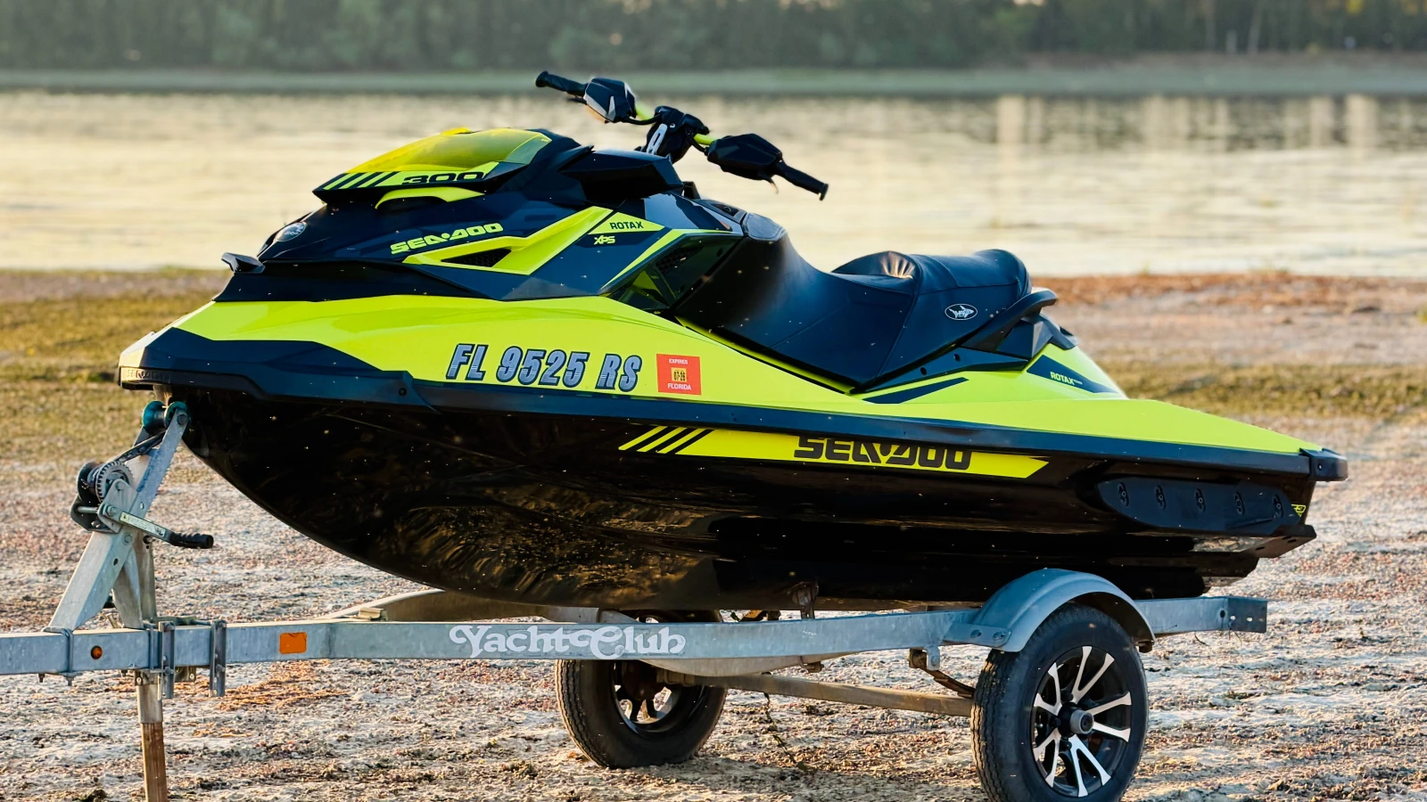 Джет Bombardier Sea Doo rxp-x 300