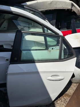 OpelCorsa F 2019-2025г задна лява врата гола, снимка 4