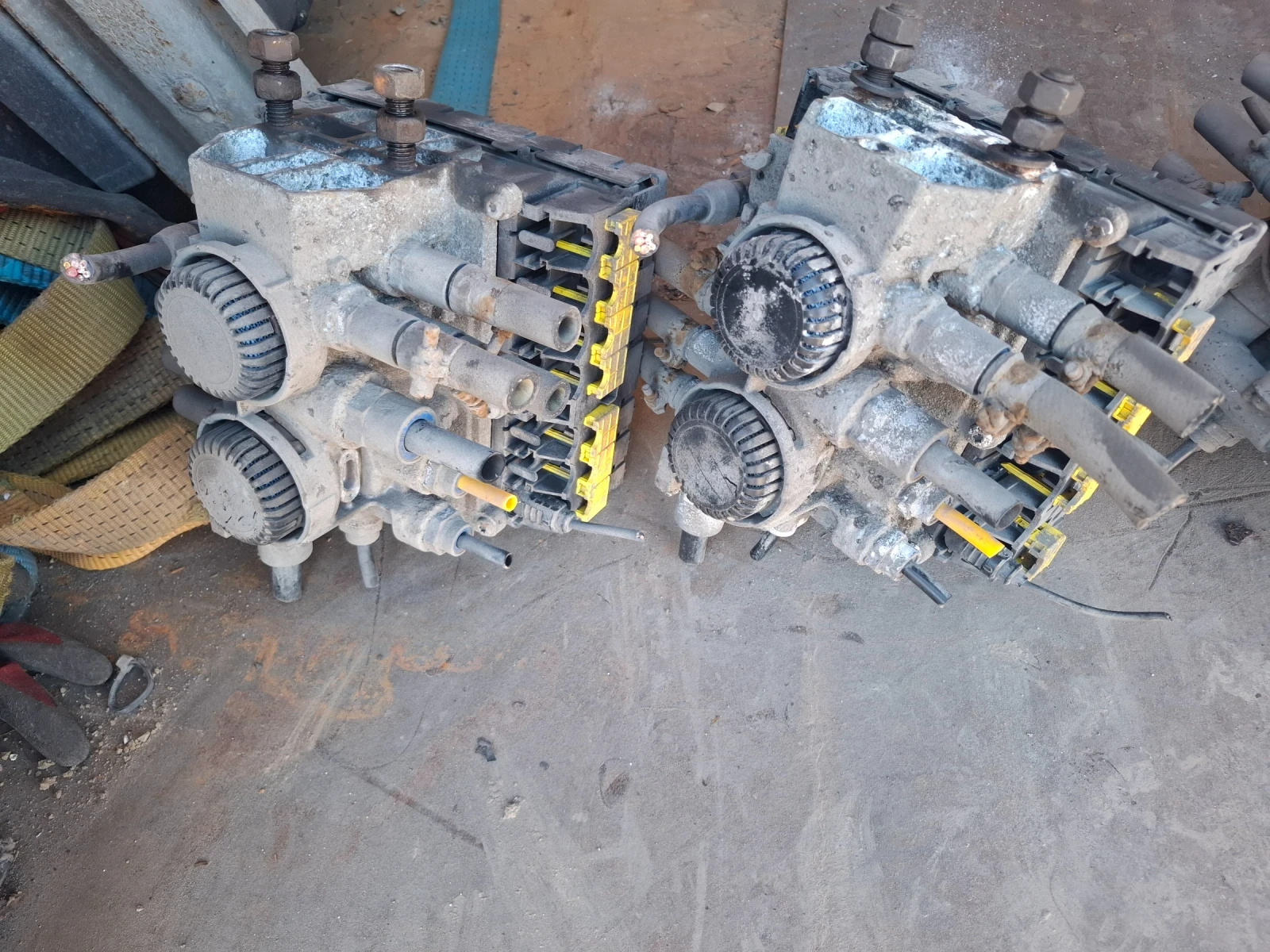    BPW, SAF  Krone, Schmitz, Schwarzm?ller | Mobile.bg   13