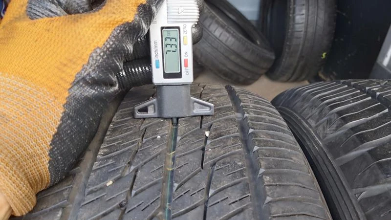 Гуми Летни 235/60R16, снимка 3 - Гуми и джанти - 29270747