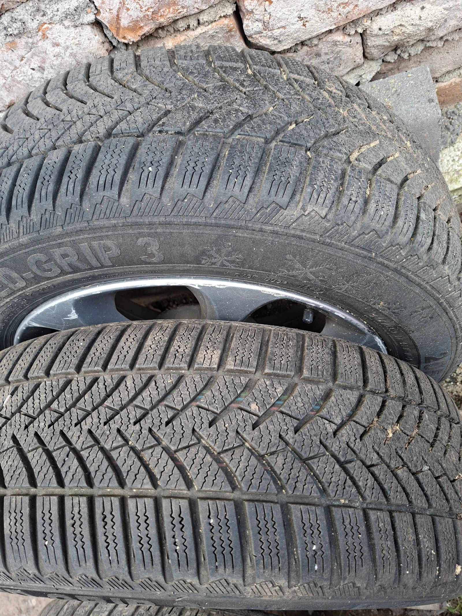 ���� � ������ 205/55R16 | Mobile.bg � ����������� 3
