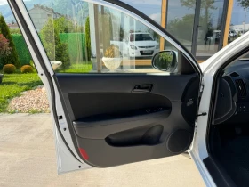 Hyundai I30 1.6* CRDI* Климатик* , снимка 12
