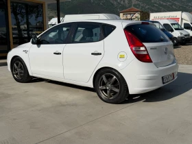Hyundai I30 1.6* CRDI* Климатик* , снимка 4