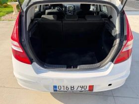 Hyundai I30 1.6* CRDI* Климатик* , снимка 16