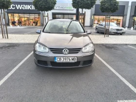 VW Golf 1.6MPI, снимка 1