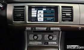 Jaguar Xf 2.0 Luxury X250, снимка 14