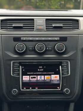 VW Caddy 7 места, снимка 12