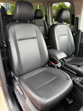 VW Caddy 7 места, снимка 13
