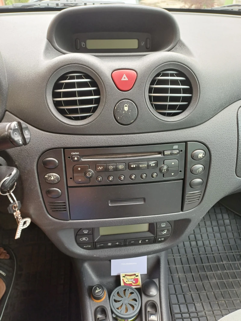 Citroen C3, снимка 7 - Автомобили и джипове - 48290386