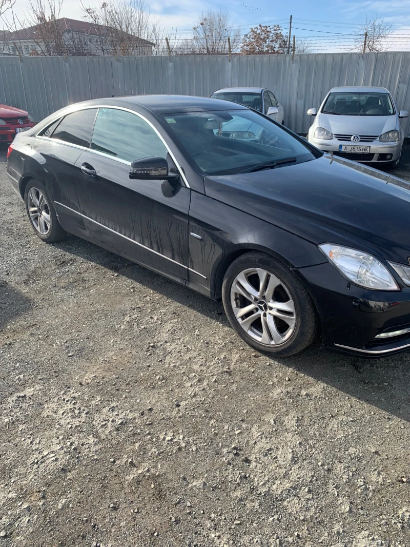 Mercedes-Benz E 250, снимка 6 - Автомобили и джипове - 48541673