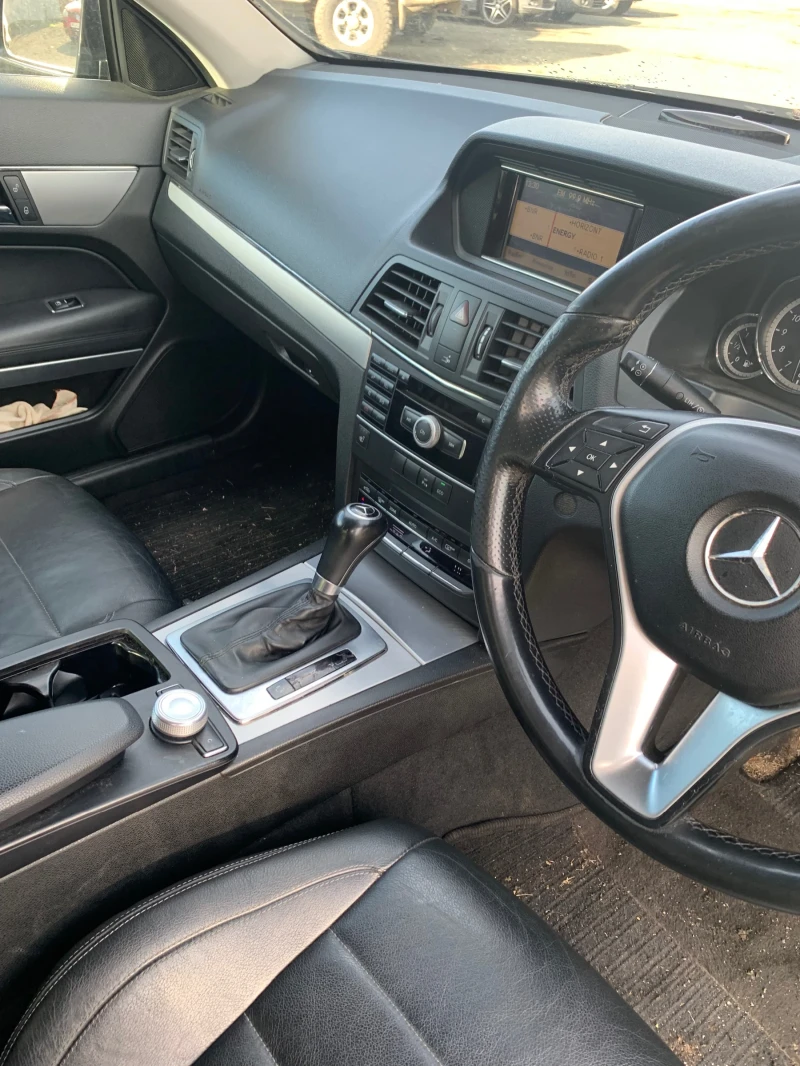 Mercedes-Benz E 250, снимка 4 - Автомобили и джипове - 48541673