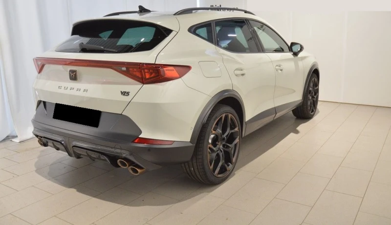 Cupra Formentor VZ5* TAIGA* BREMBO* DISTR* CARBON* MEMORY* , снимка 2 - Автомобили и джипове - 50402545
