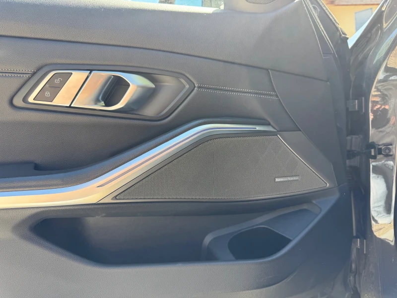 BMW 320 D Sport G20, снимка 14 - Автомобили и джипове - 51783768