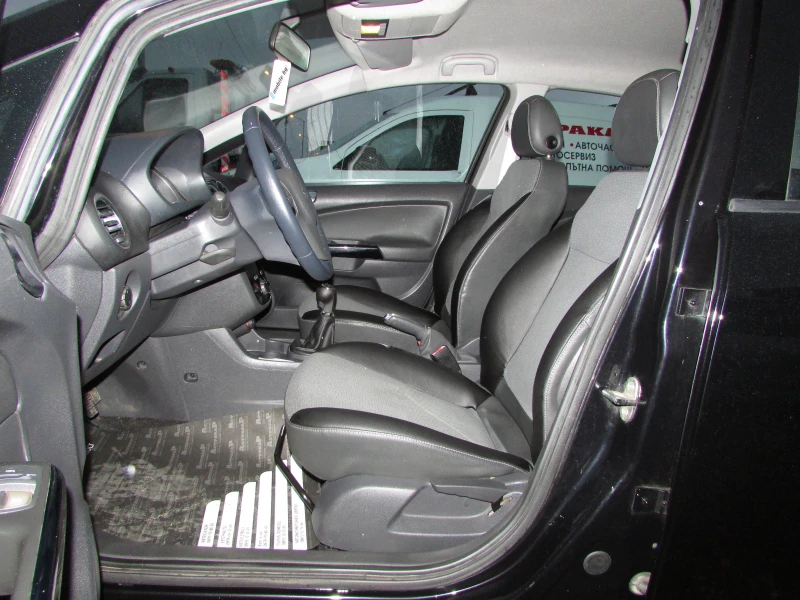 Opel Corsa 1.2i EURO4, снимка 8 - Автомобили и джипове - 52859250
