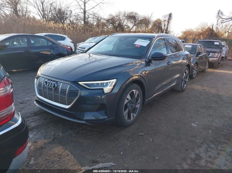 Audi E-Tron Audi e-tron   Premium quattro, снимка 3 - Автомобили и джипове - 52898437