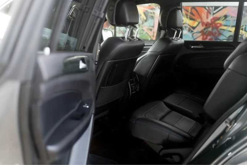 Mercedes-Benz GLS 450 AMG PACK * * CARFAX * * АВТОКРЕДИТ * * , снимка 12 - Автомобили и джипове - 52989462