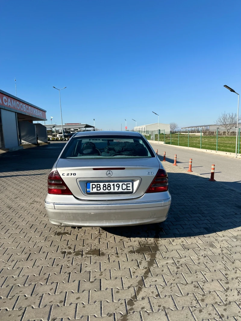 Mercedes-Benz C 270 CDI, снимка 7 - Автомобили и джипове - 53107323
