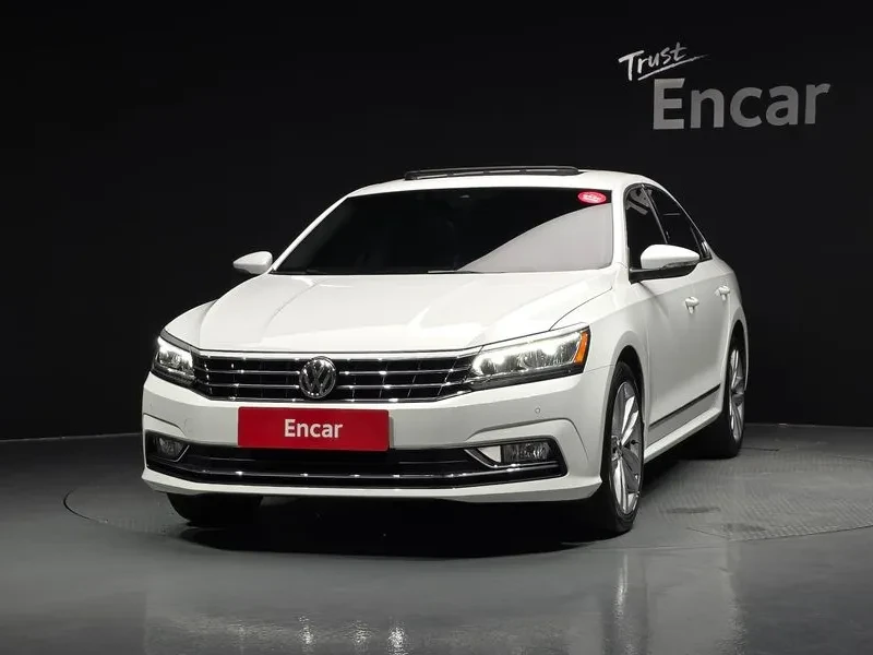 VW Passat 2.0 TSI - САМО 30% АВАНС, снимка 3 - Автомобили и джипове - 56267710