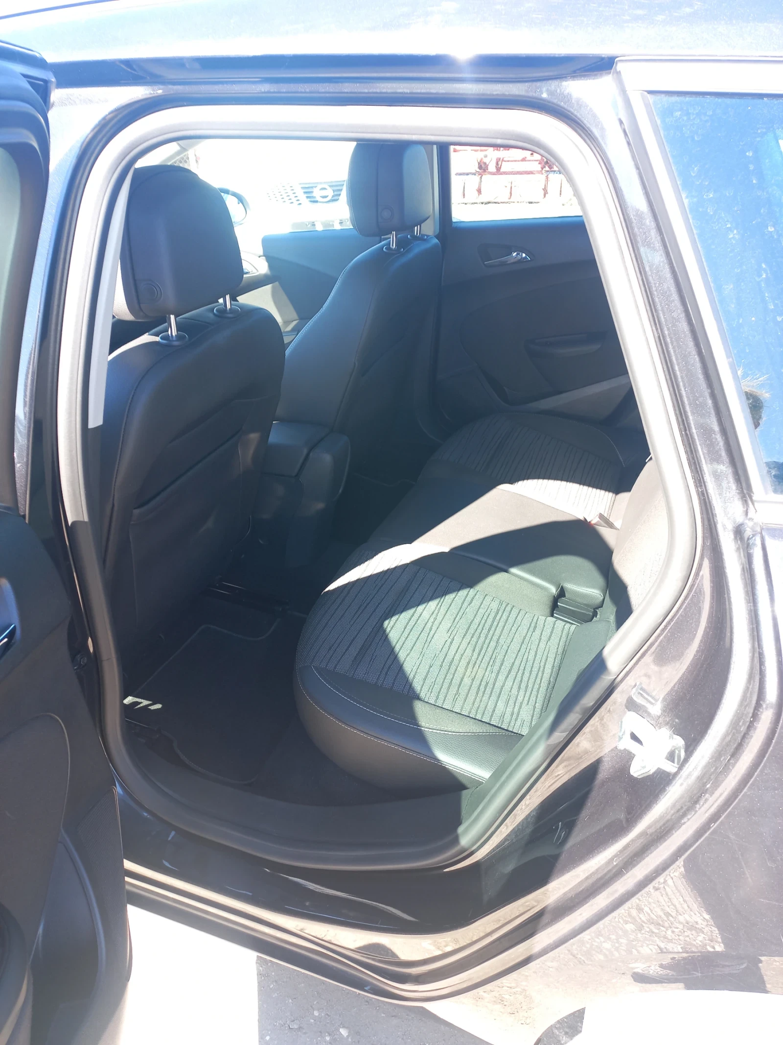 Opel Astra 1, 6 CDTI koja | Mobile.bg — изображение 14