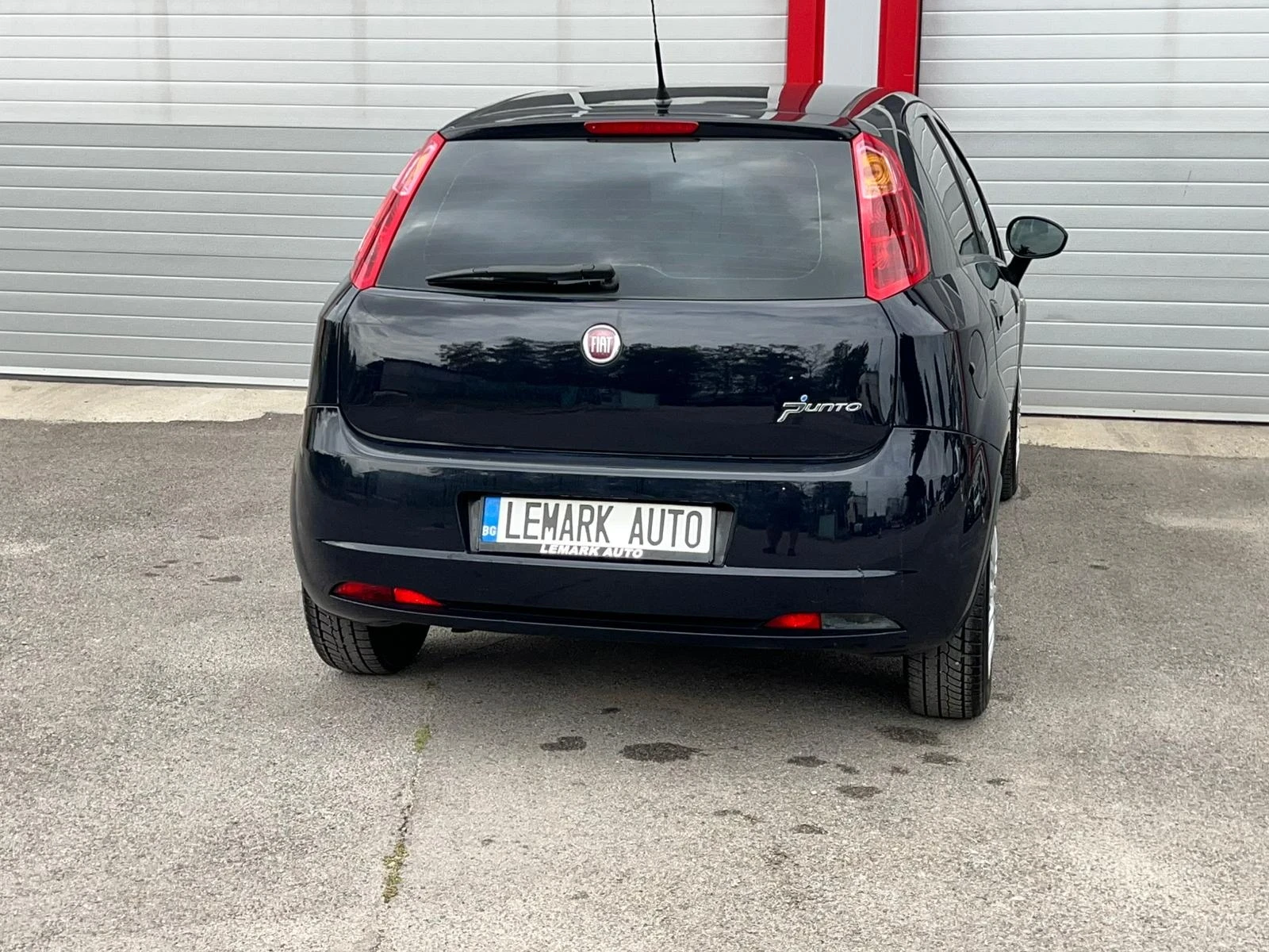 Fiat Punto 1.2I KLIMATIK ЛИЗИНГ!!! - изображение 8