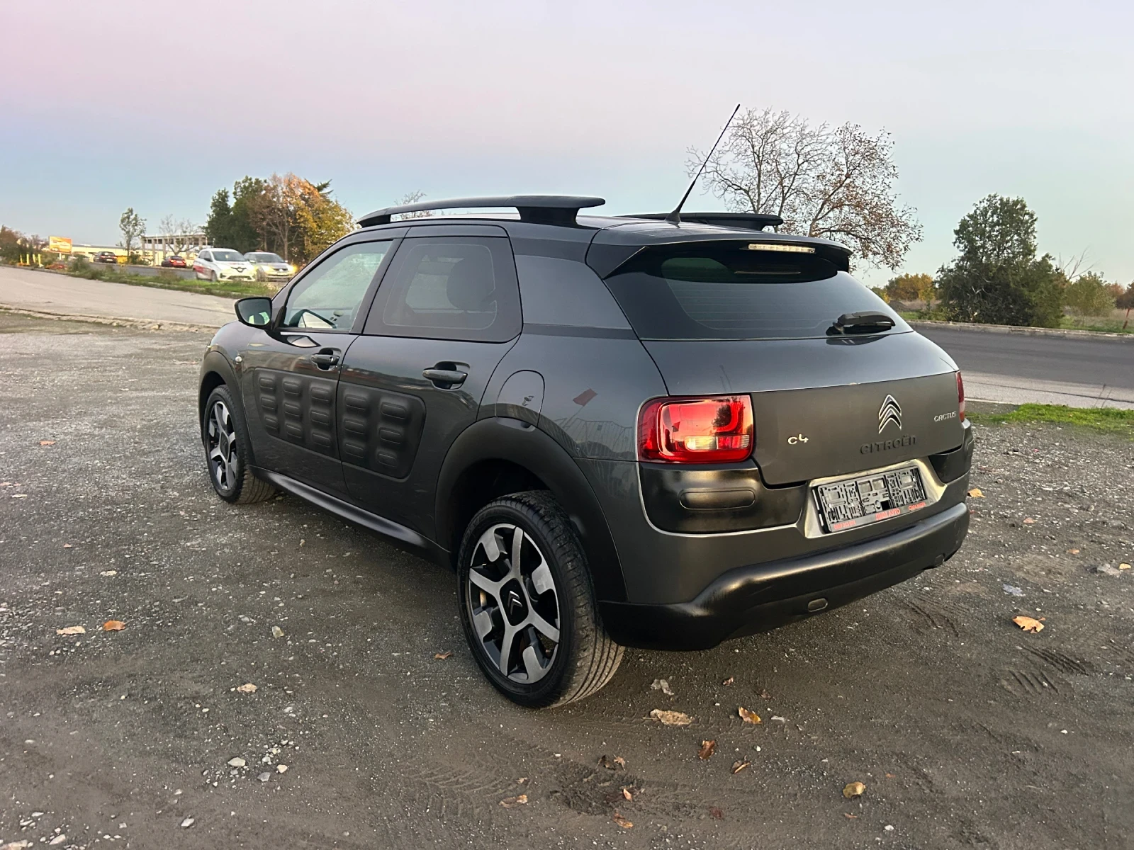 Citroen C4 Cactus 1.6 - 92 к.с / АВТОМАТИК / ЕВРО6 / ЛЕД - изображение 7