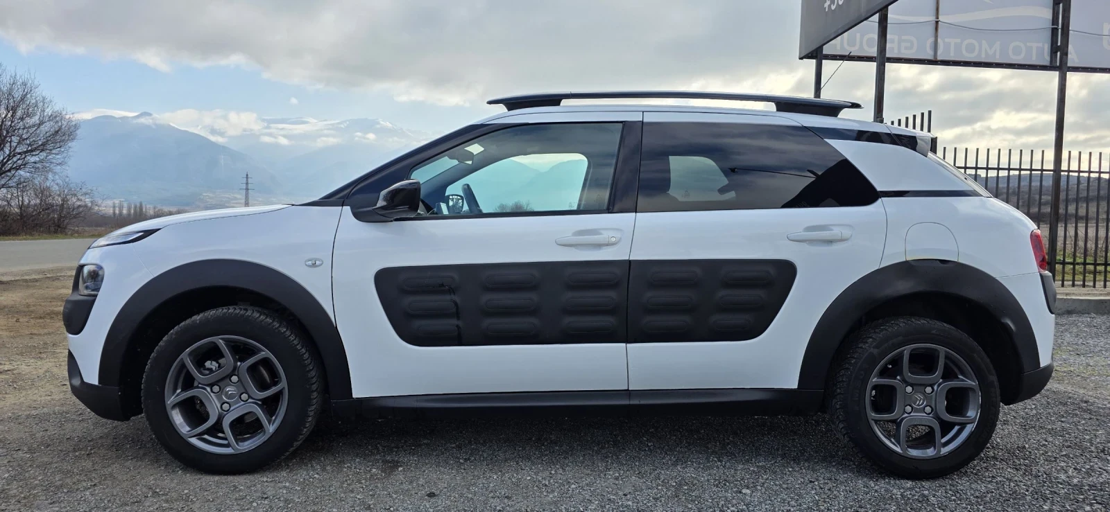 Citroen C4 Cactus 1.6 HDI-AUTOMAT-EURO 6-100hp - изображение 4