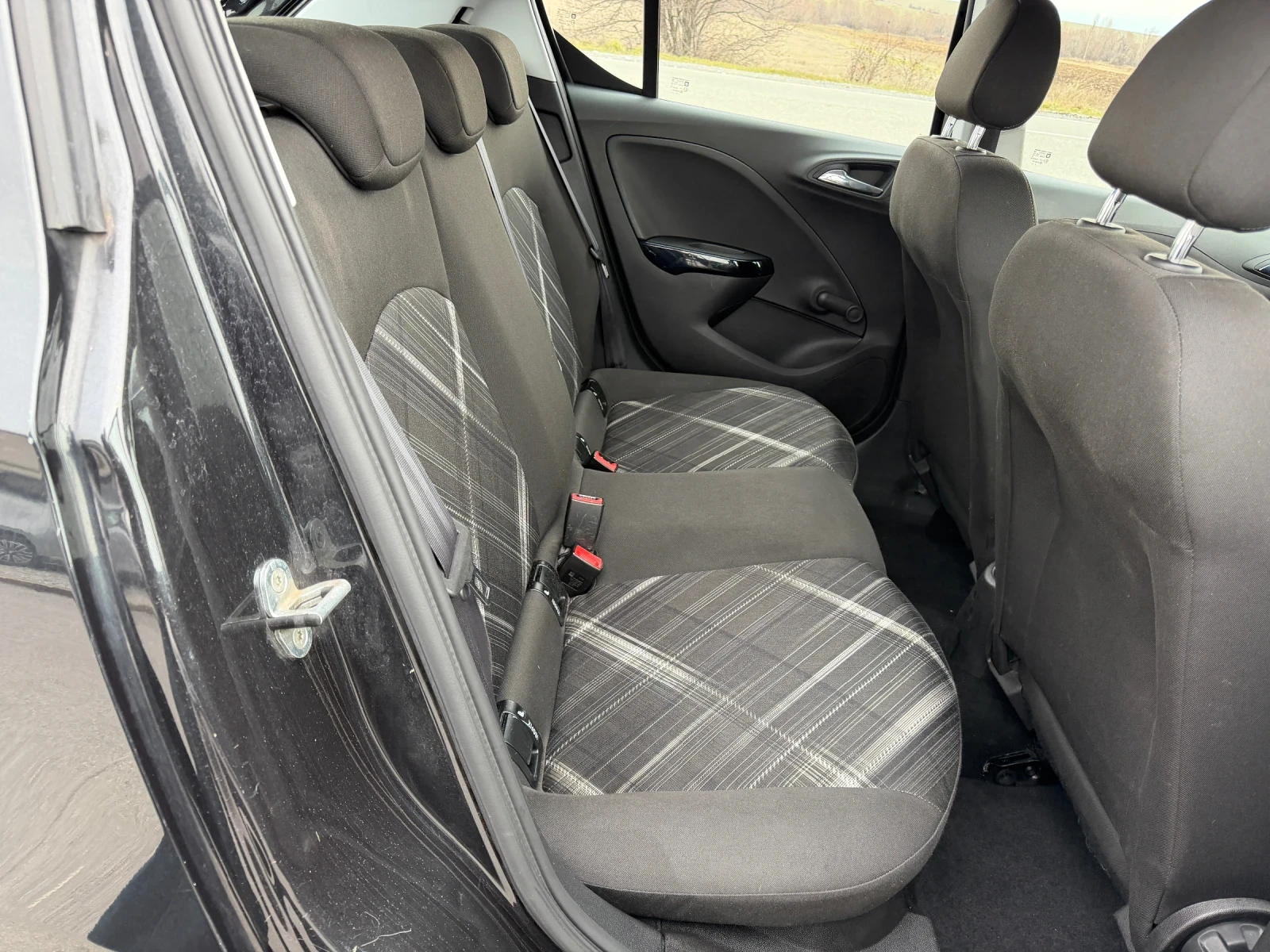 Opel Corsa 1.3 - изображение 8