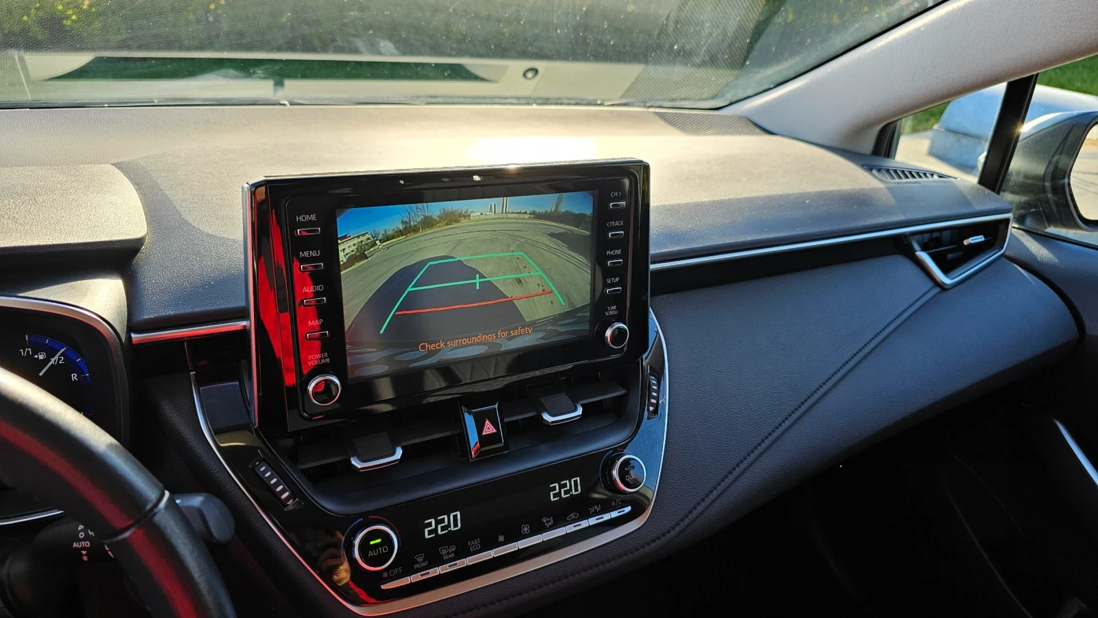 Toyota Corolla EXECUTIVE PLUS, снимка 13 - Автомобили и джипове - 53934259