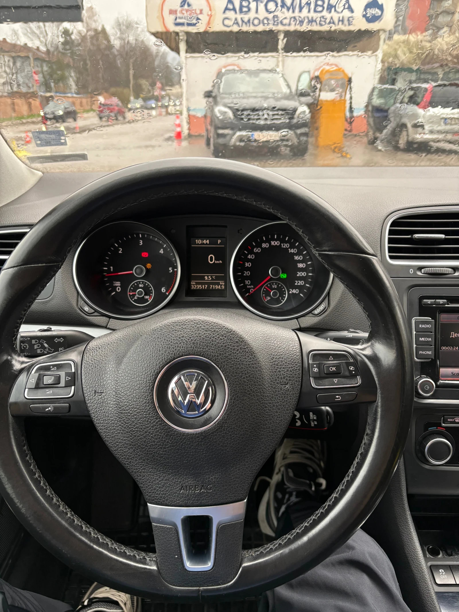 VW Golf 2.0TDI, 140HP. DSG. Обслужена, снимка 7 - Автомобили и джипове - 54091362