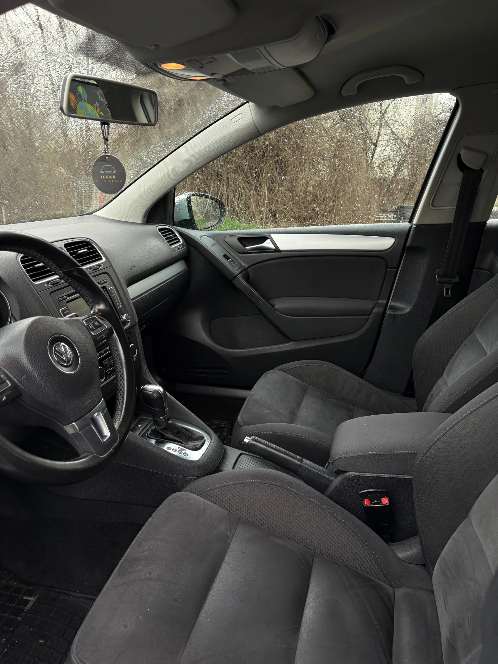 VW Golf 2.0TDI, 140HP. DSG. Обслужена, снимка 11 - Автомобили и джипове - 54091362