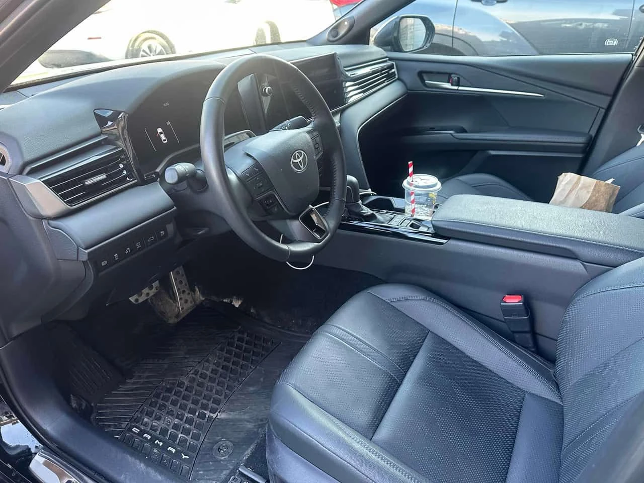 Toyota Camry * XSE CVT AWD * 360 * ОБДУХВАНЕ * CARPLAY, снимка 5 - Автомобили и джипове - 54150300