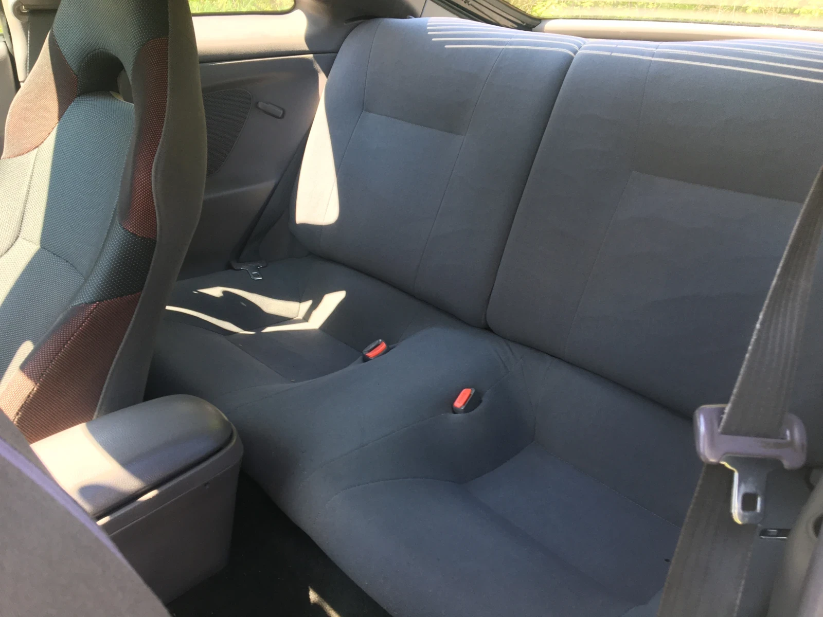 Toyota Celica 1.8, снимка 9 - Автомобили и джипове - 54390237