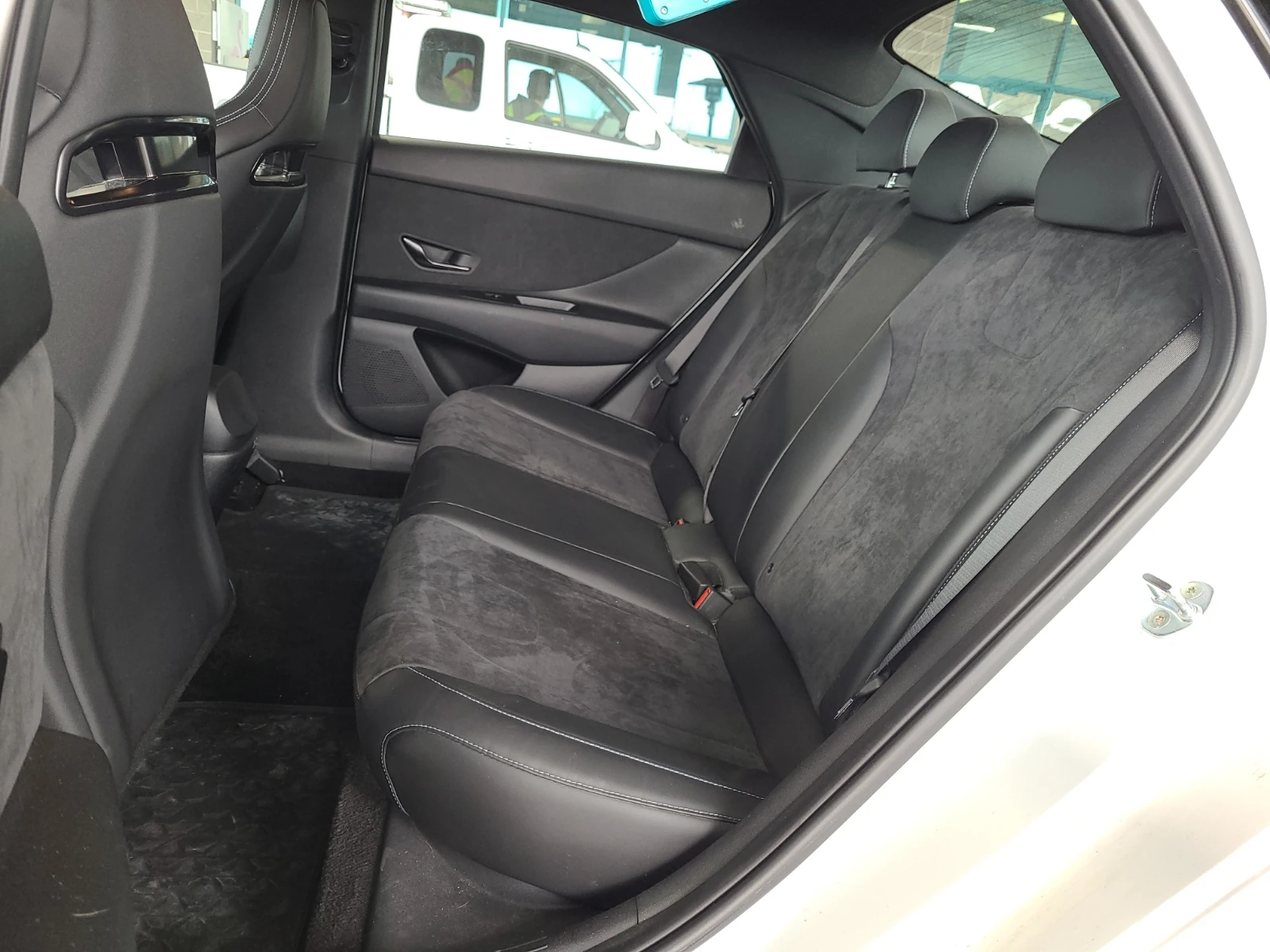 Hyundai Elantra N FWD* �������* ����* ������* �.�����*  | Mobile.bg � ����������� 14