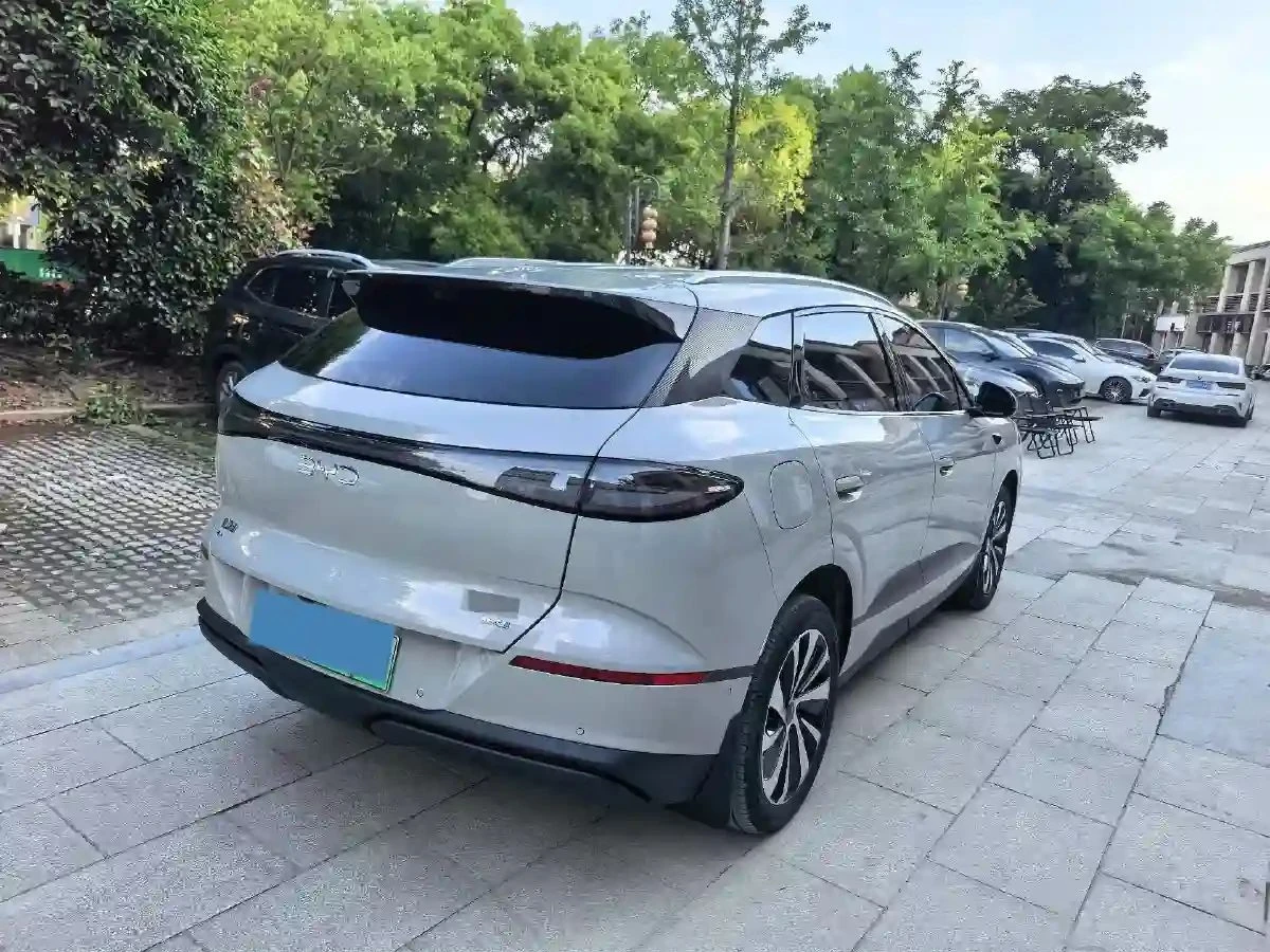 BYD Seal, снимка 13 - Автомобили и джипове - 54577679