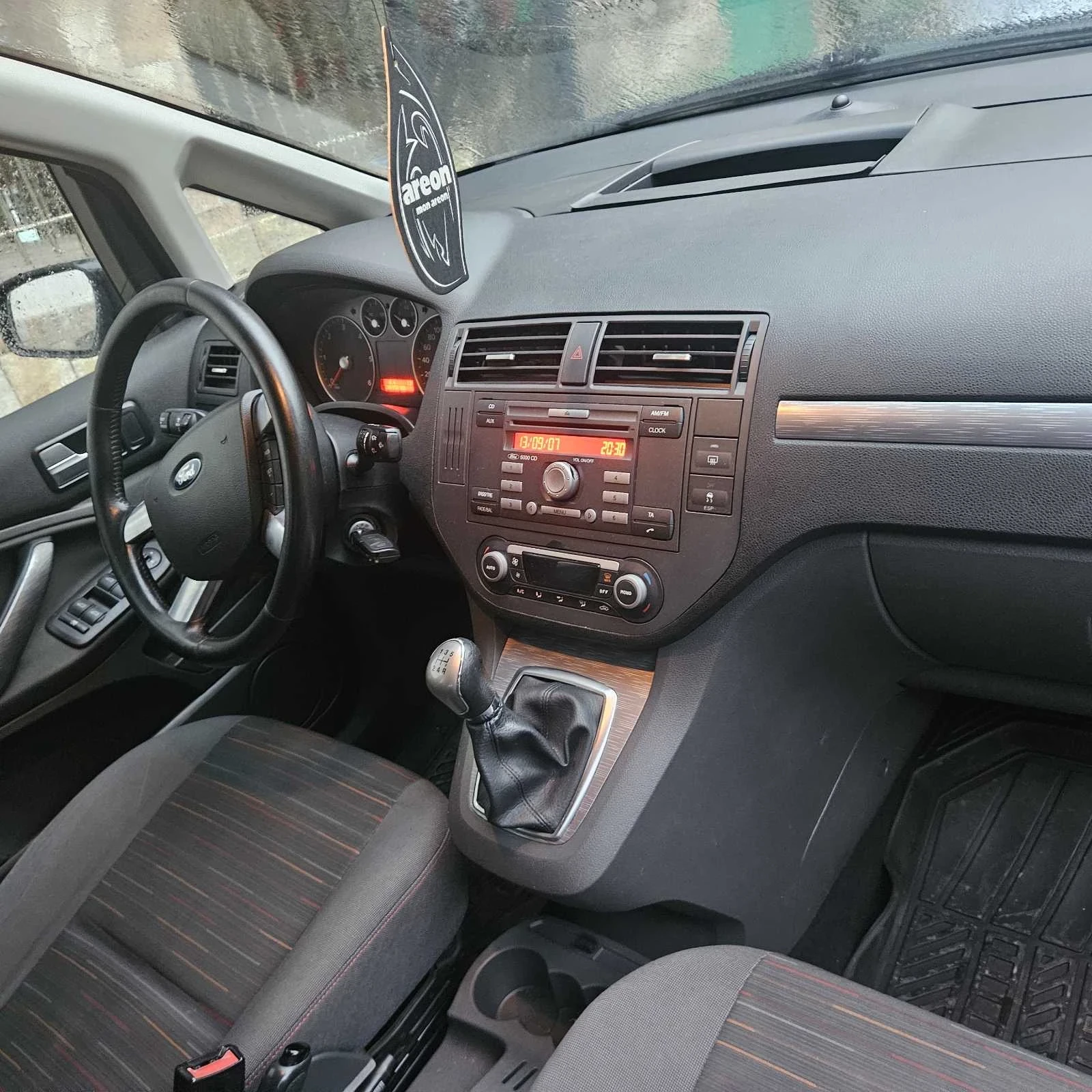 Ford C-max, снимка 5 - Автомобили и джипове - 54596027