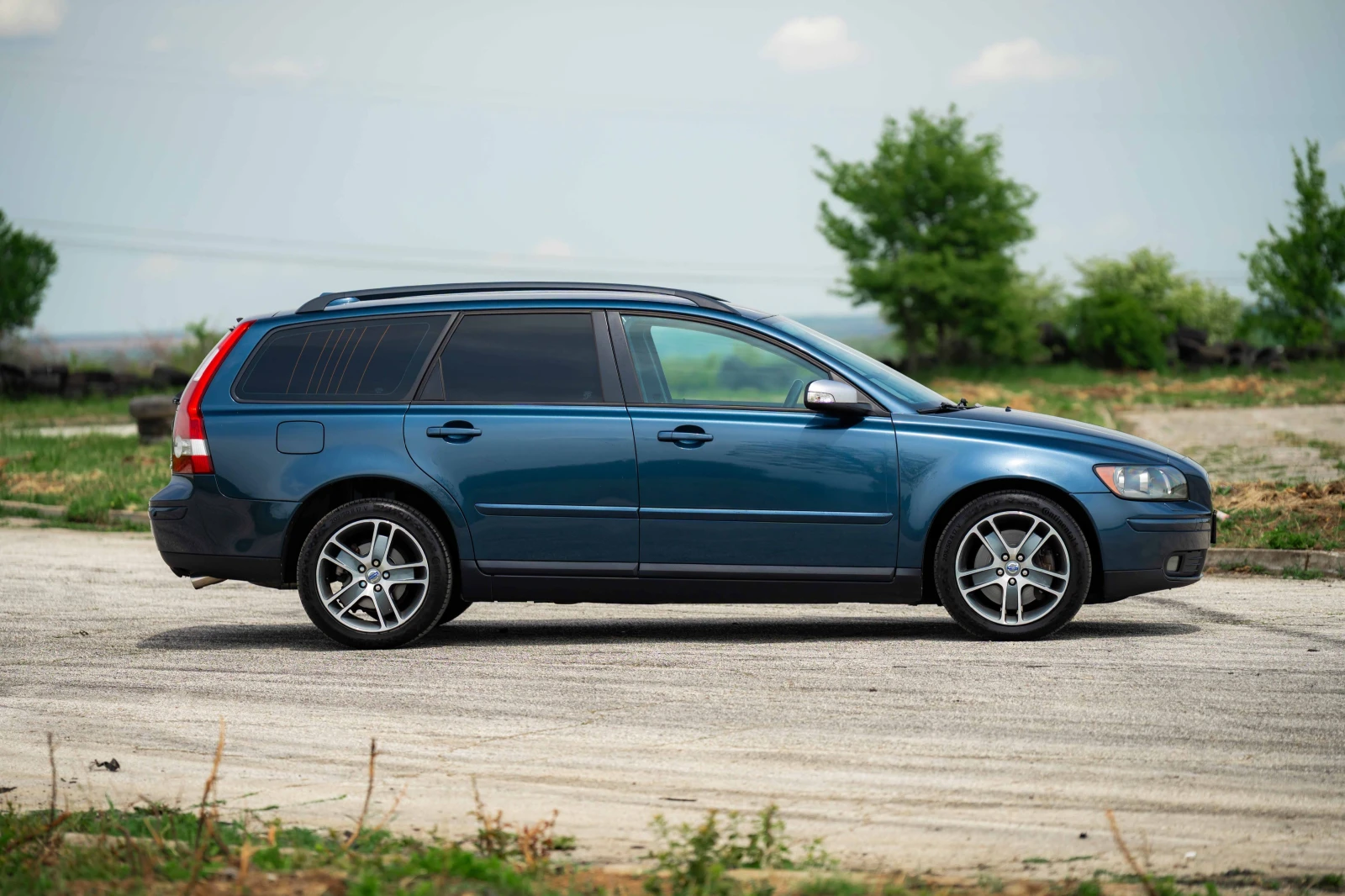 Volvo V50 2.5 T5 220hp AWD, снимка 2 - Автомобили и джипове - 54712774